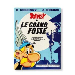 1980  Le grande fosse. Vintage 1980s French Asterix comic book